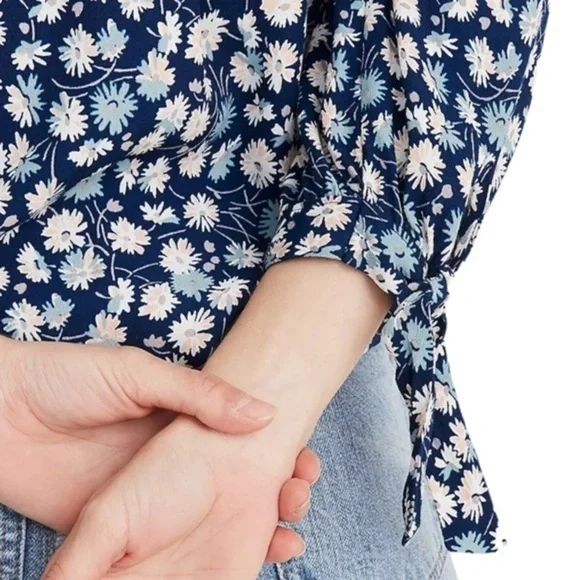 Madewell Button Down Blue/Pink/white Floral Tie Sleeves Blouse- Small - Picture 10 of 10